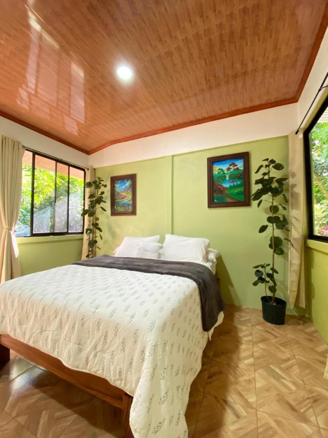 Campo House, De San Carlos * La Fortuna